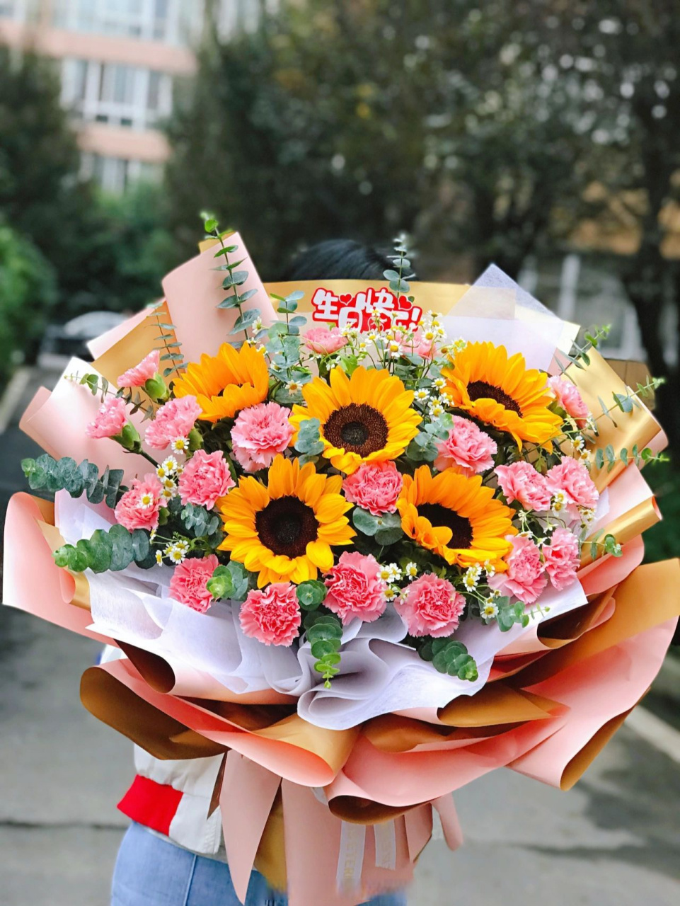 向日葵康乃馨花束
