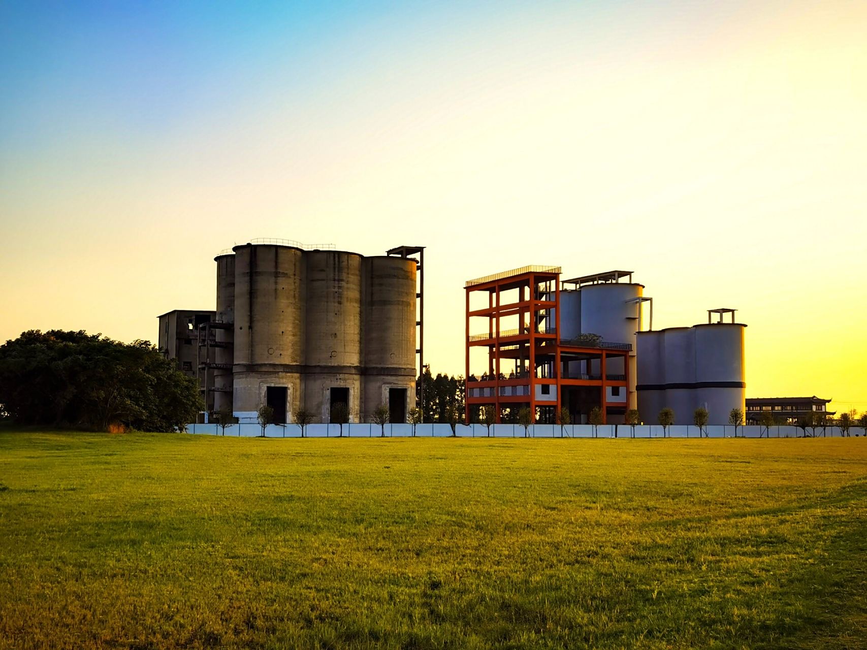 全国最美乡村—金坛柚山 柚山村位于金坛市东南部的儒林镇柚山村,是