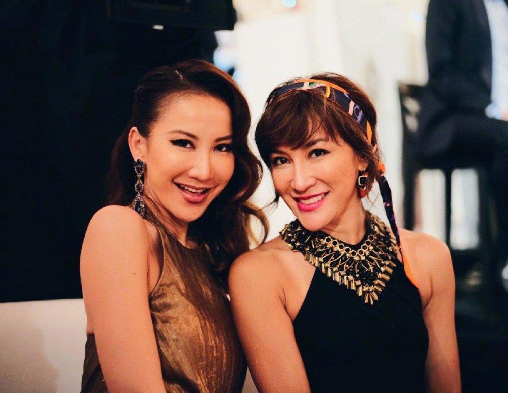 世界失去了一位有代表性的歌手和艺人,我们非常想念你,亲爱的coco李玟