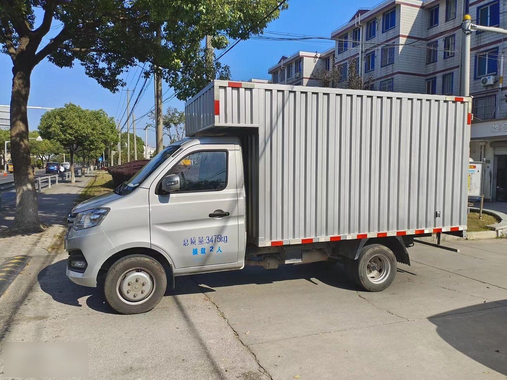 上海奉城二手五菱小货车  2022年11月长安跨越王x1 单排厢式货车,双