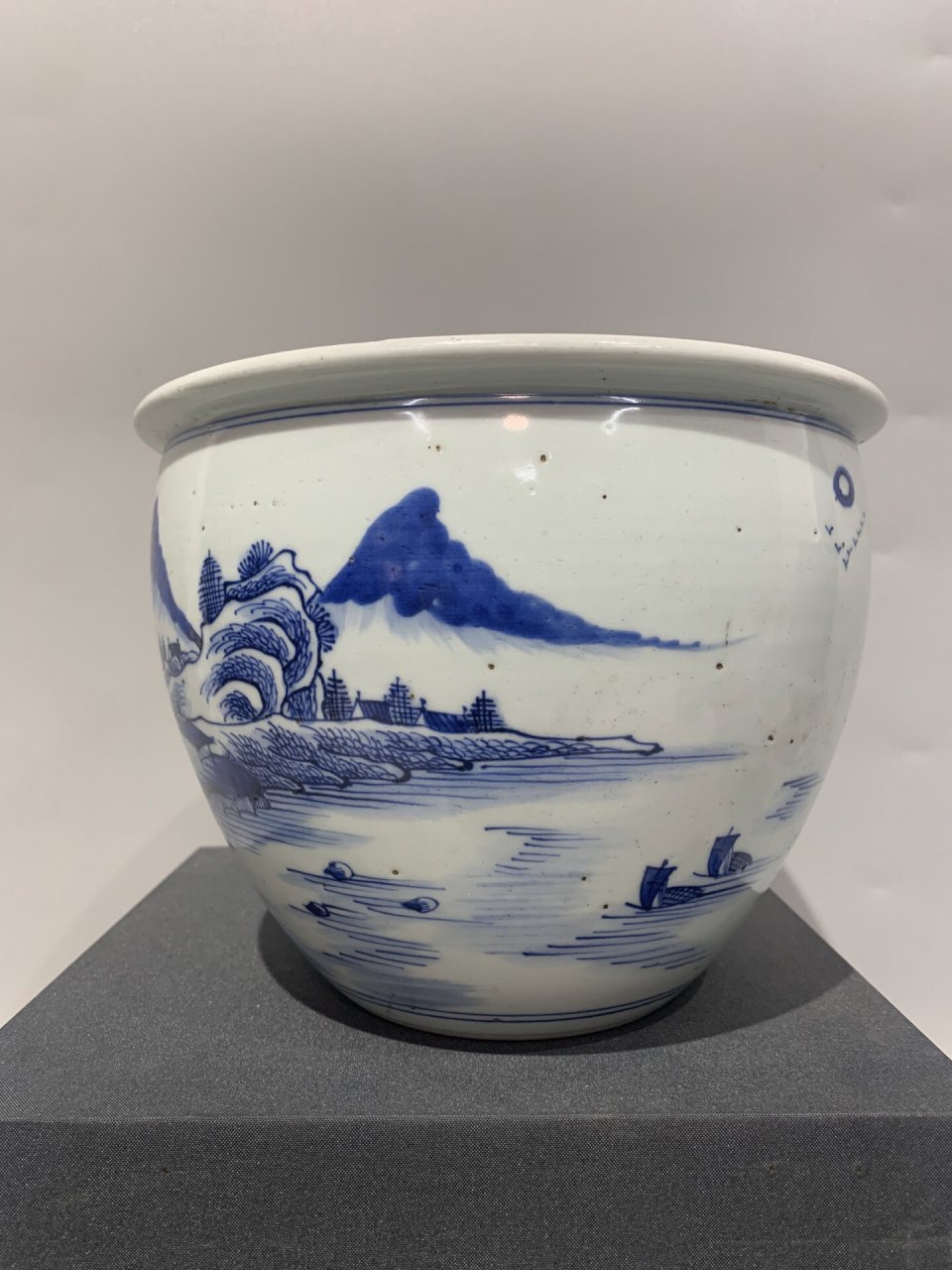 康熙·青花山水人物卷缸 全品