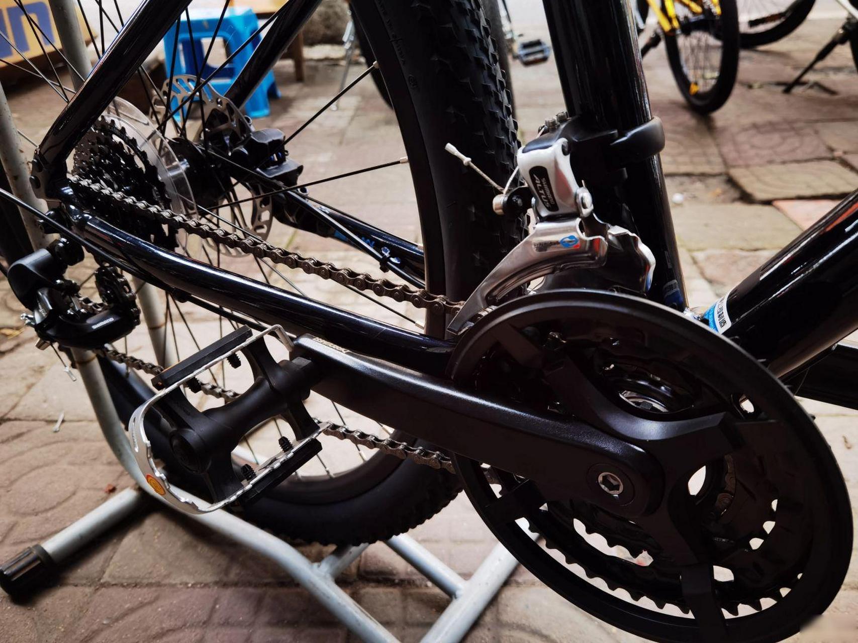 捷安特atx810,线上线下全国统一价2498元.最受学生欢迎车型,27.