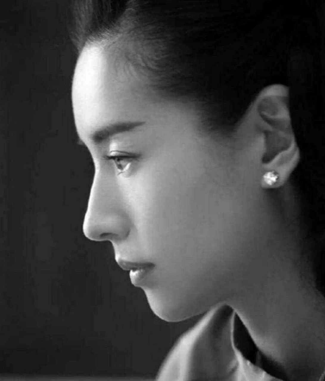 神侧颜 单说长相,刘亦菲和董洁的侧脸真的太优秀了 羡慕羡慕羡慕