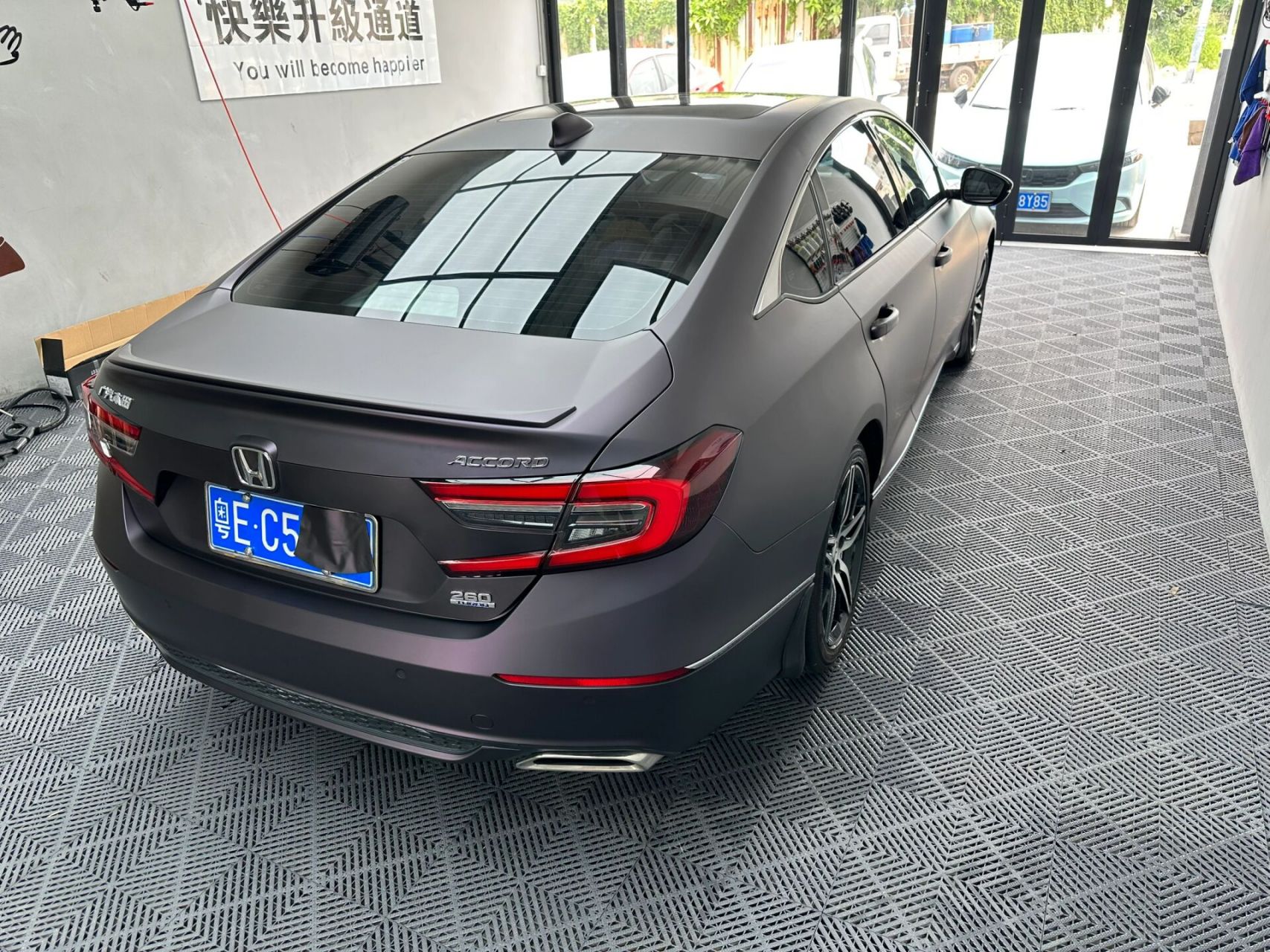 雅阁改色案例 超哑黑幻紫 这色很难不爱