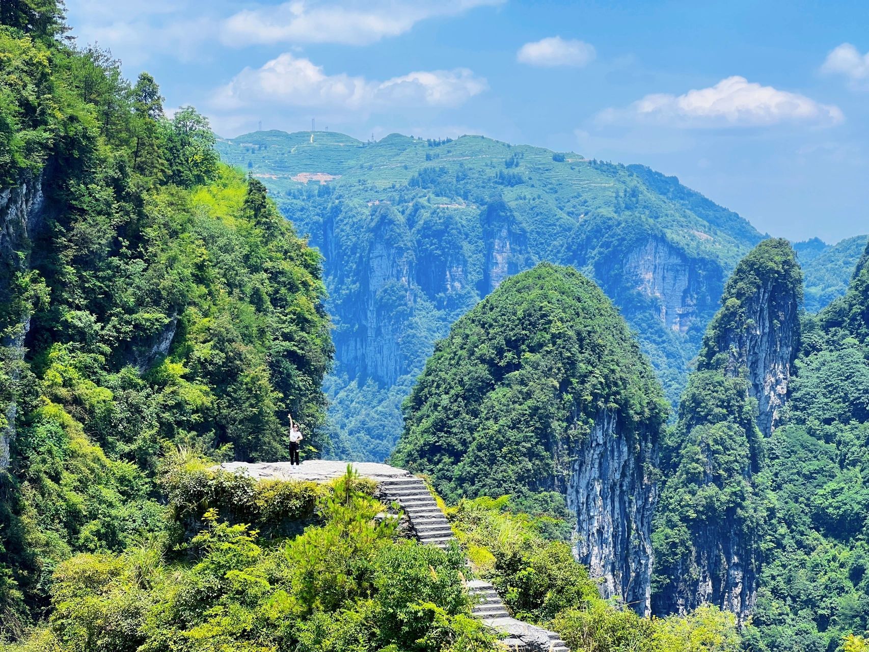 湖南|湘西最落寞的5a景区矮寨大桥 感觉凤凰古城的名气大于矮寨大桥