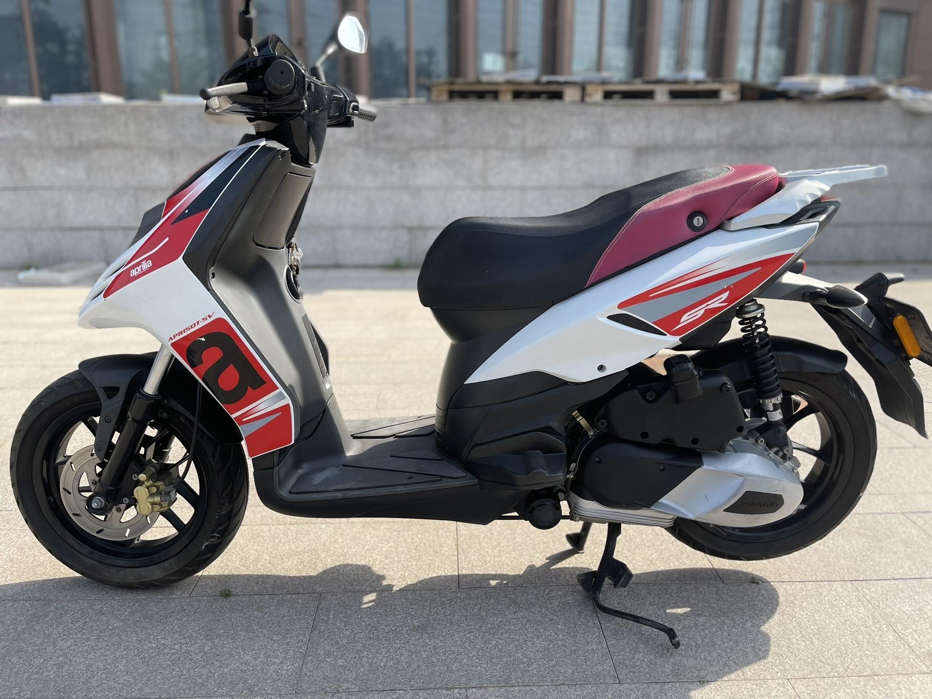 阿普利亚比亚乔台风150 2019年京b公户 实表1万公里 维斯帕同款发动机