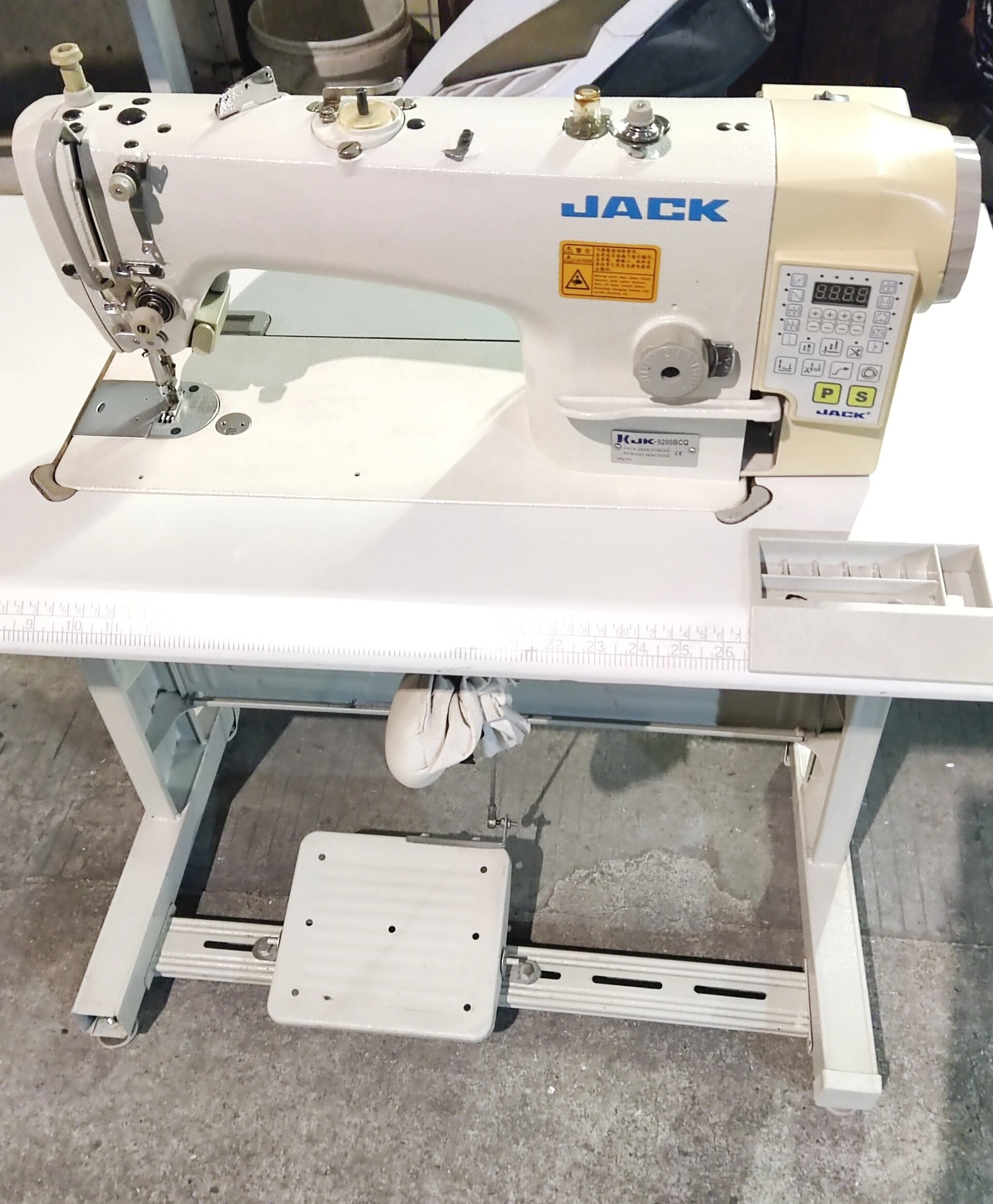 杰克缝纫机,电脑平车,工业家用缝纫机