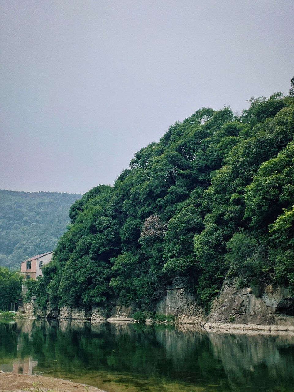 夏日玩水露营好去处—嵊州西施岩村 这里是距离上海开车07200多公里