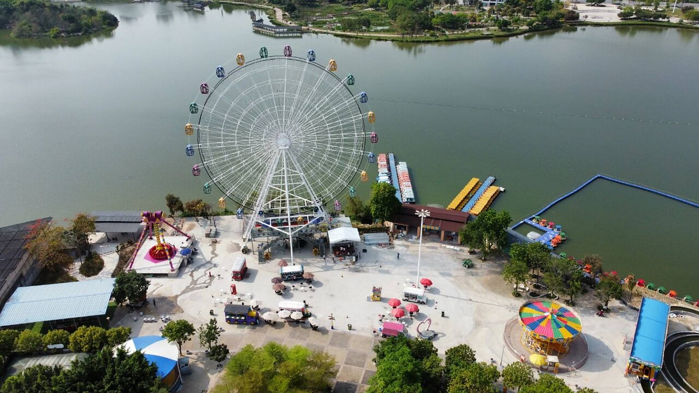 清远市飞来湖湿地公园,休闲娱乐好去处 99亮点特色: 全广东最大的