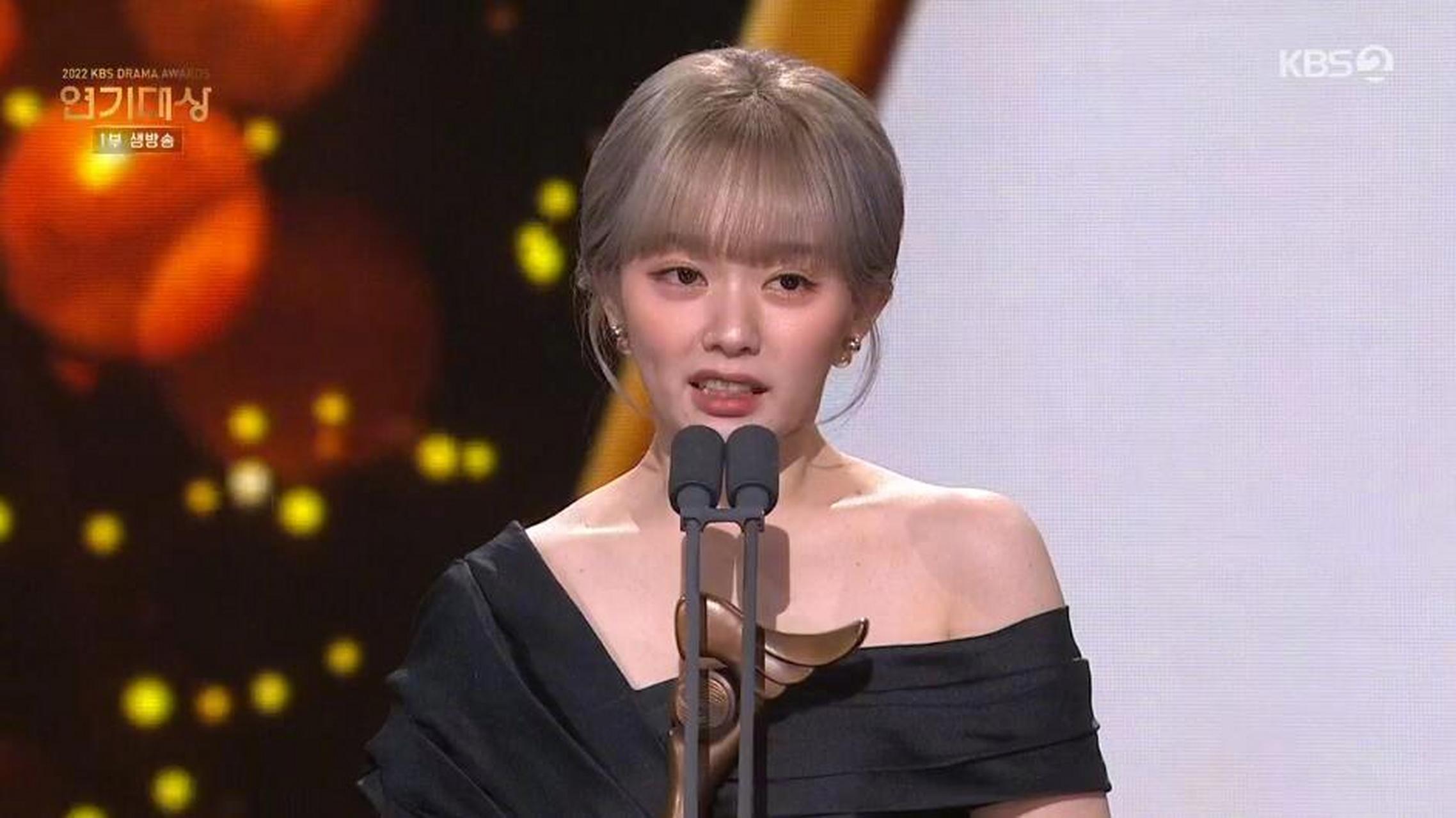 2022kbs演技大赏# 女子新人奖③ #郑知晓# 《谢幕》