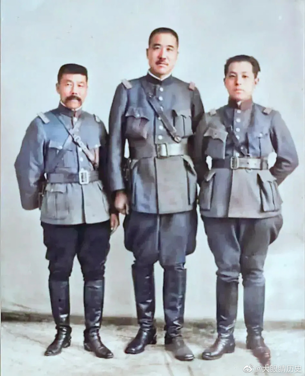 一张合照:褚玉璞,张宗昌,张学良 #智商欠费情商停机