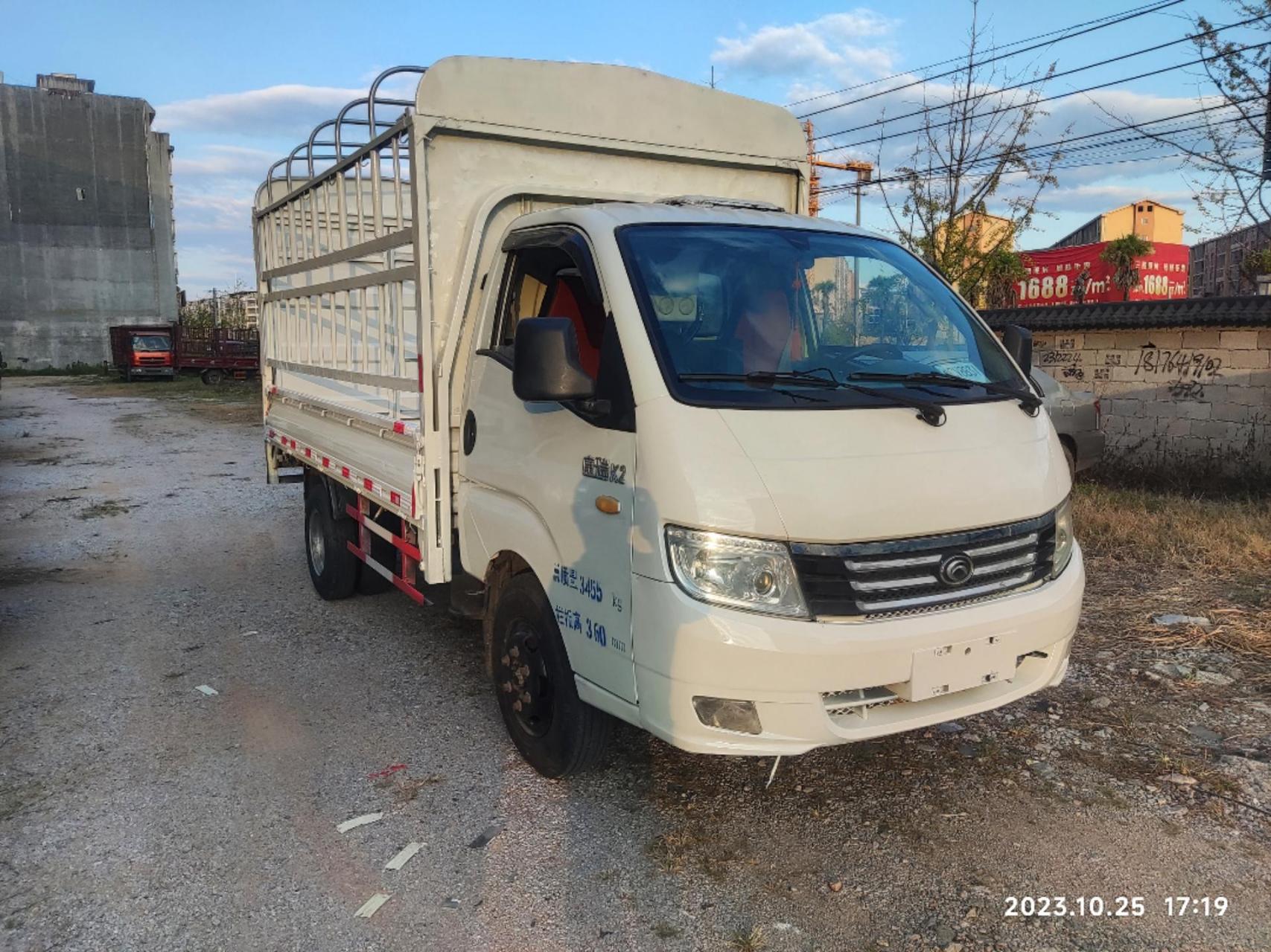 上热门 17年福田康瑞k2,全柴490中冷增压发动机,助力,有空调,电动