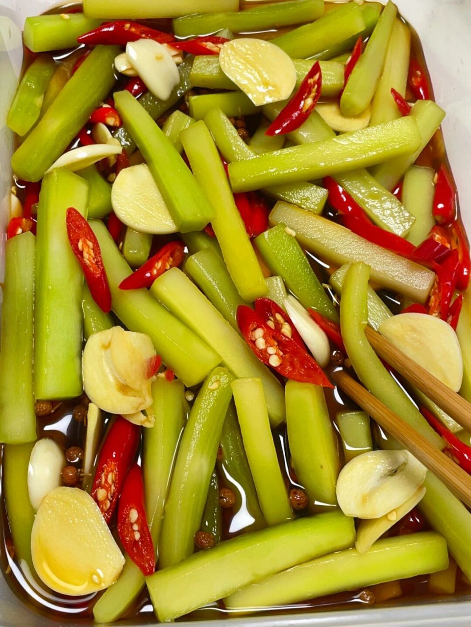 莴笋怎么做成咸菜(莴笋做成咸菜还有营养吗)