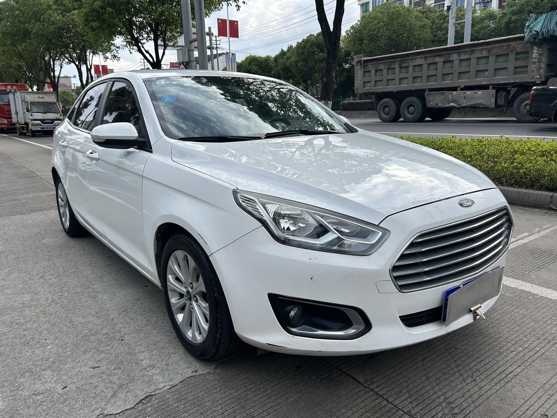 福特全系车型轿车