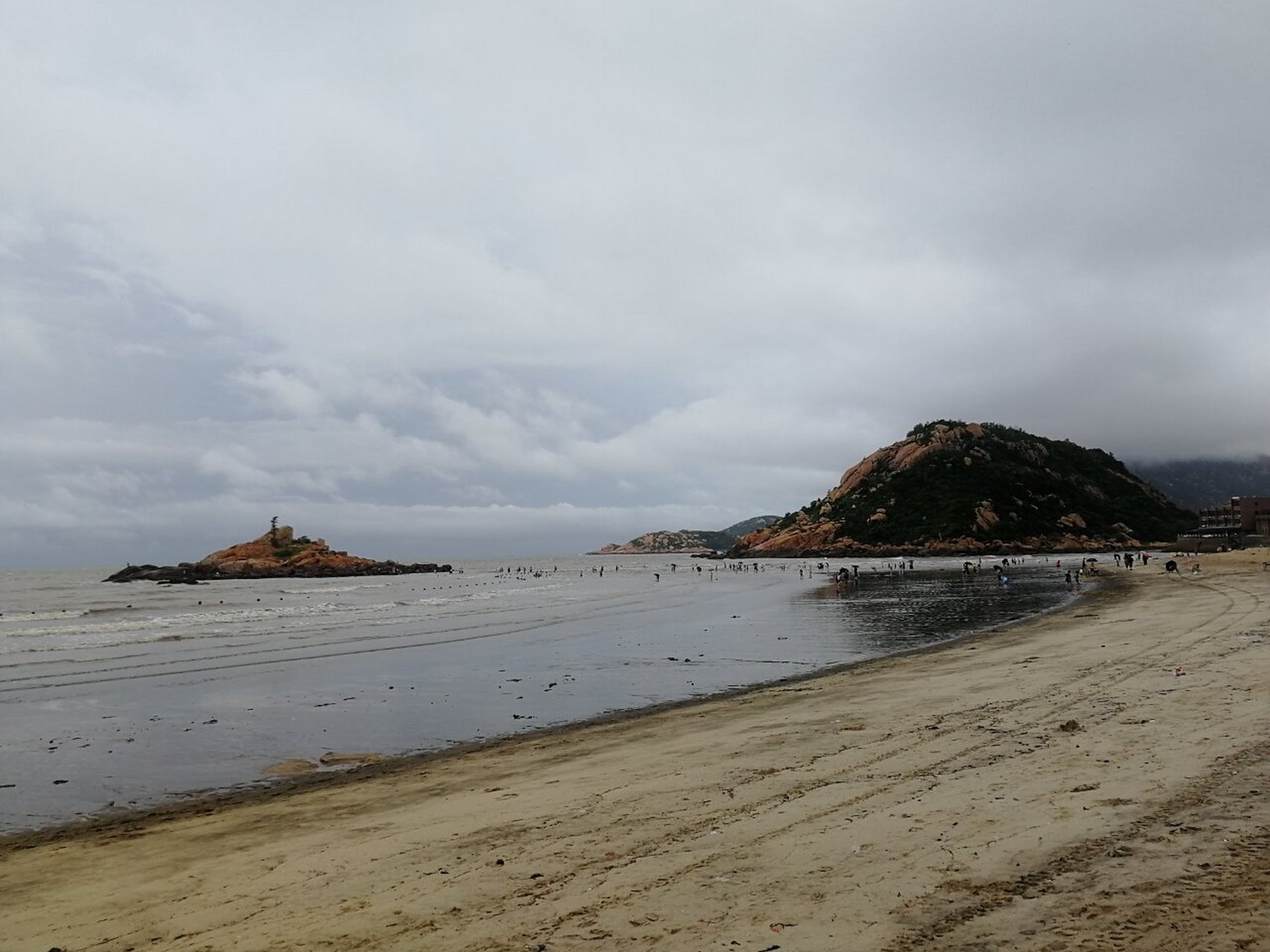 两日游丨自驾打卡江门台山尾角湾浪琴湾 上周五(8月11日)请了一天的假