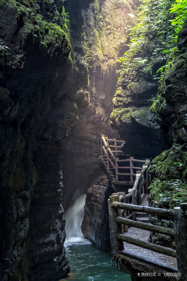 重庆周边还有座山路十八弯的山|打卡邻水华蓥山大峡谷
