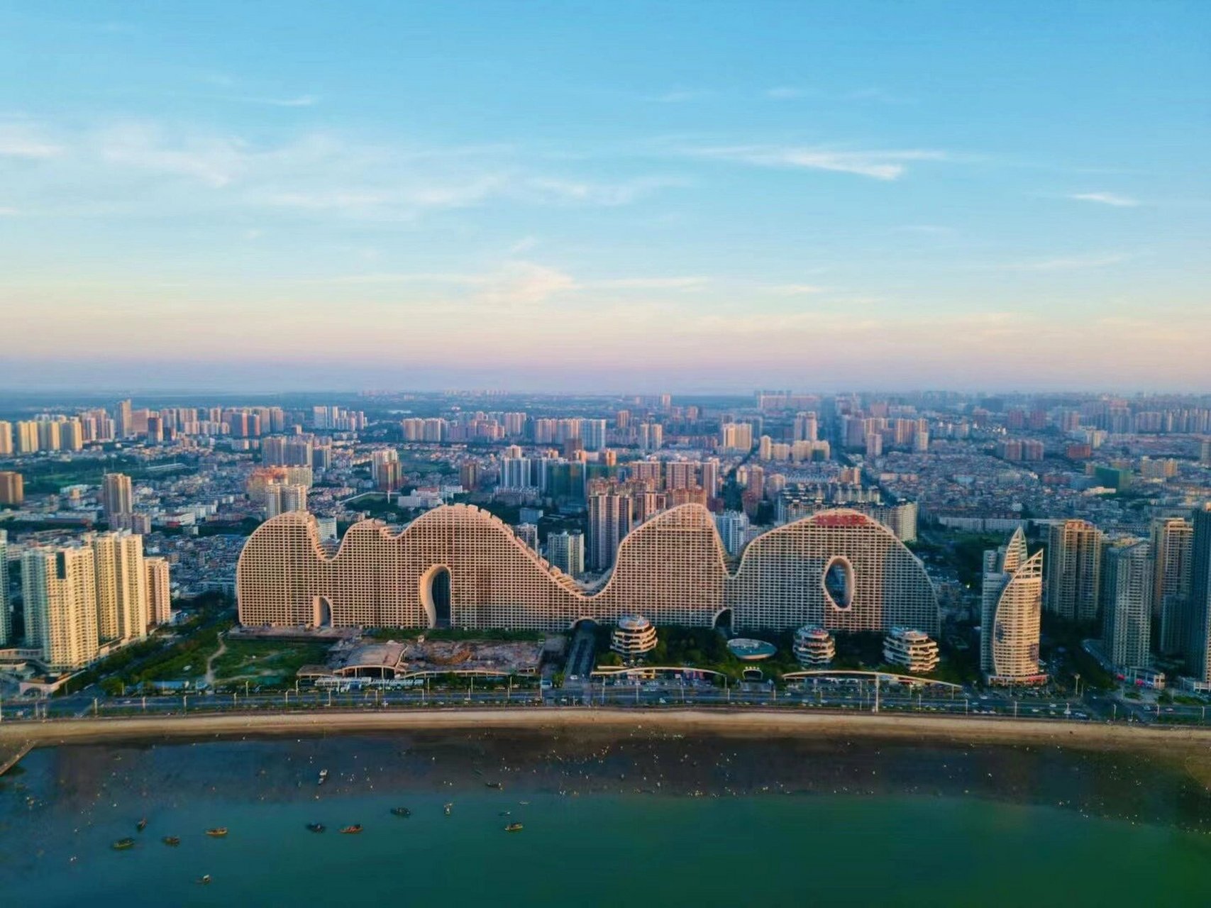 北部湾1号北海 地标建筑,城市网红打卡地.