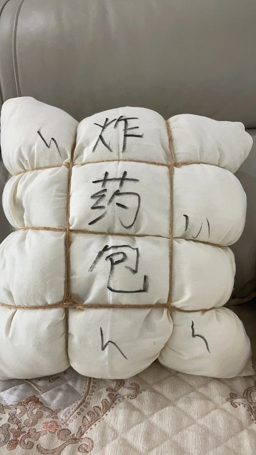 自制 炸药包手榴弹幼儿园手工   	 老二幼儿园的作业,真的是费妈的