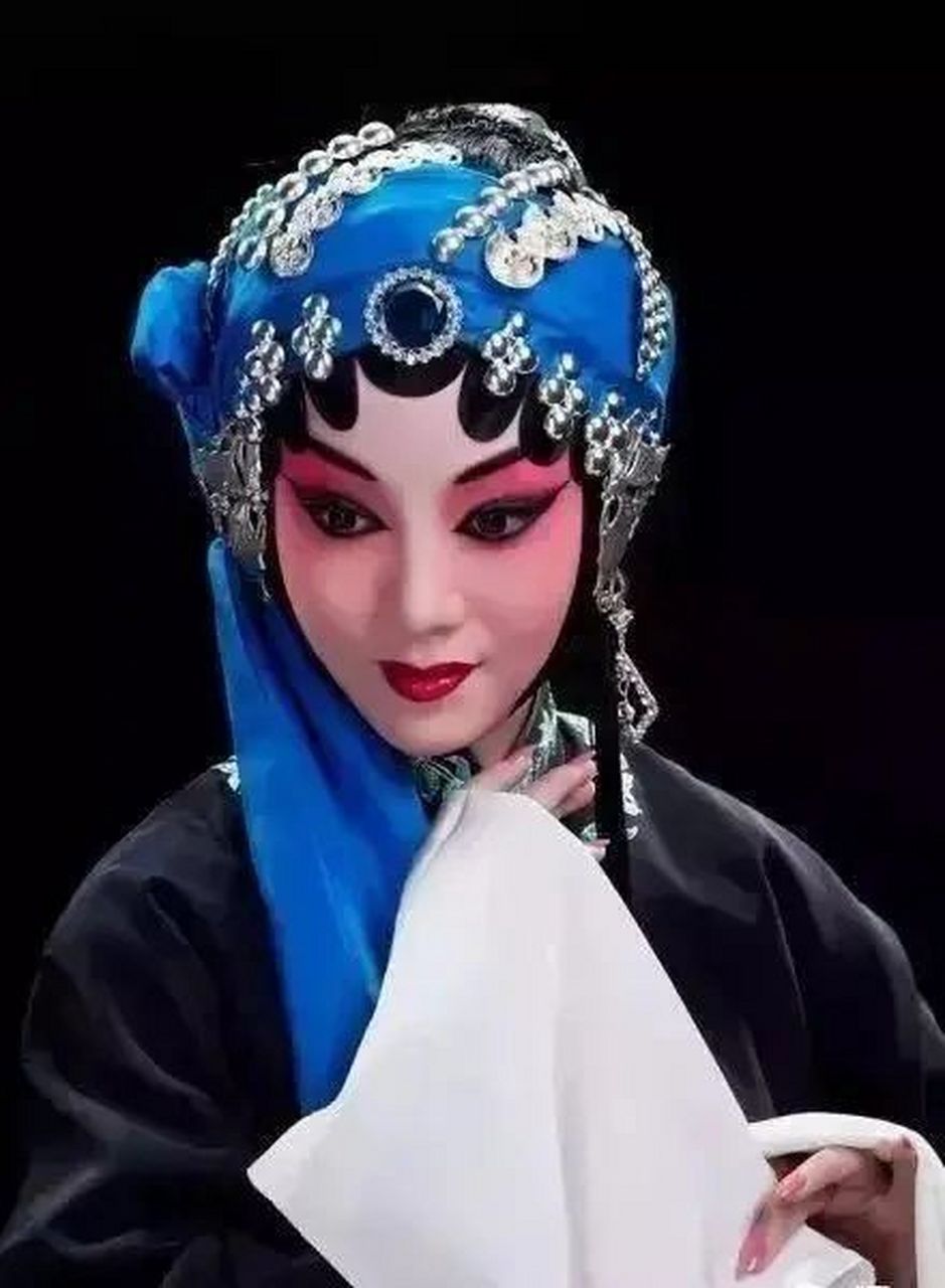 自学京剧怎样练嗓音?