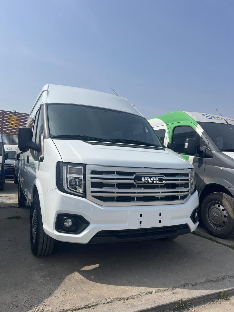 江铃福顺,长轴高顶,九座商旅豪华版,实表一千公里,嘎嘎新!