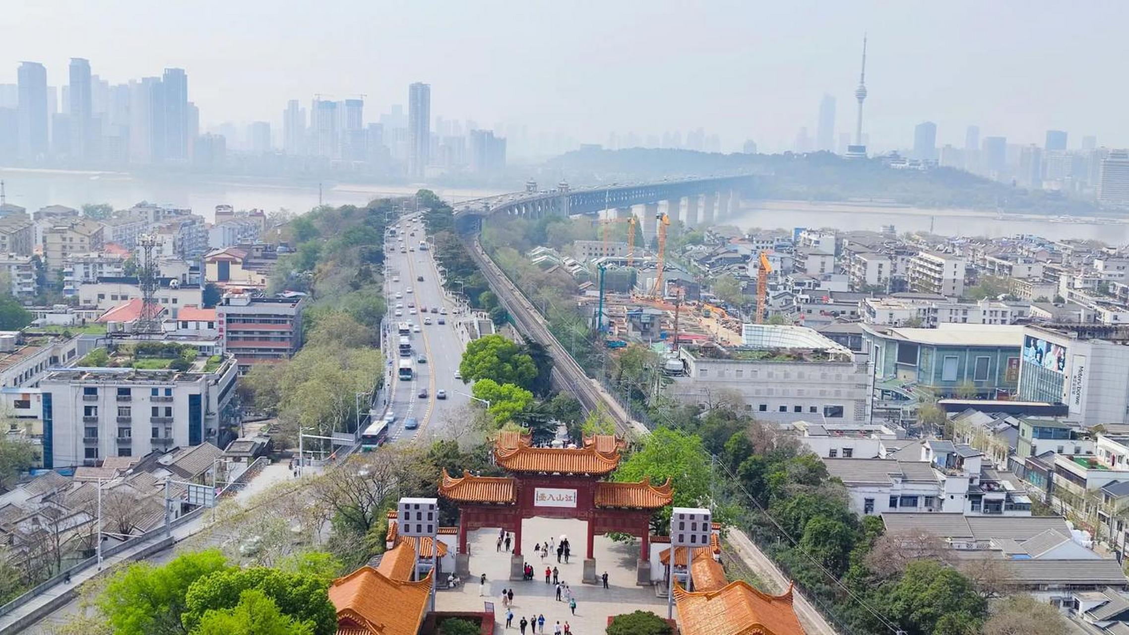 大武汉气势磅礴啊!