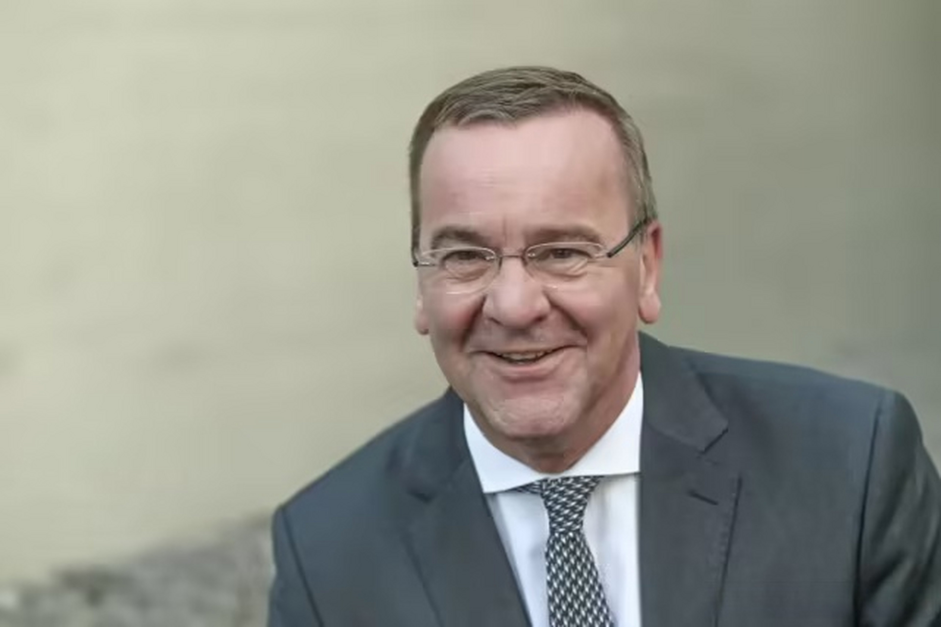 德国总理朔尔茨已任命下萨克森州内政部长鲍里斯·皮斯托留斯为新的