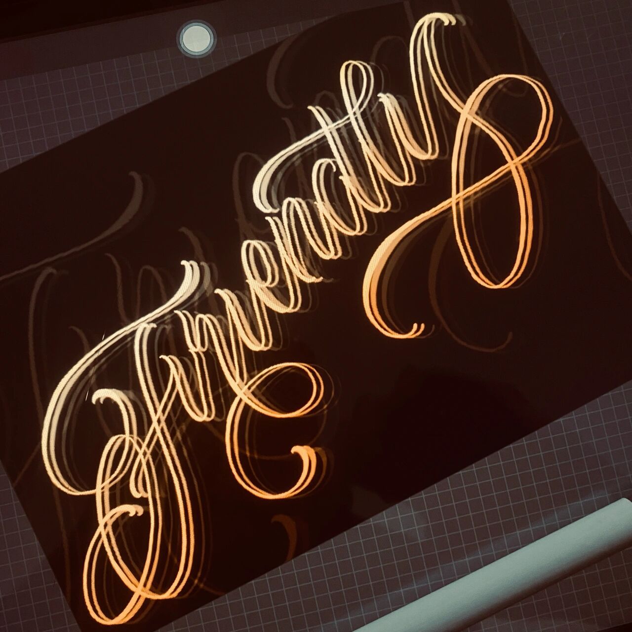 花体字friendly 同款单词写两个风格