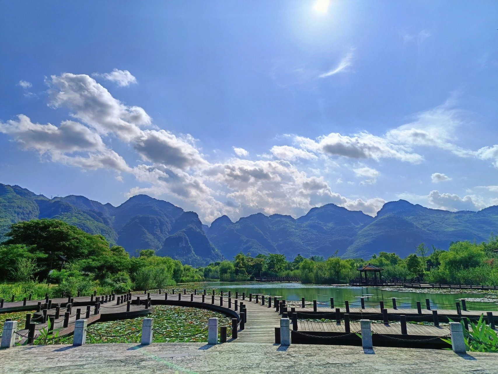 铜仁‖云舍旅游景区 ① 云舍景区坐落在神秘的梵净山脚,风景如画的