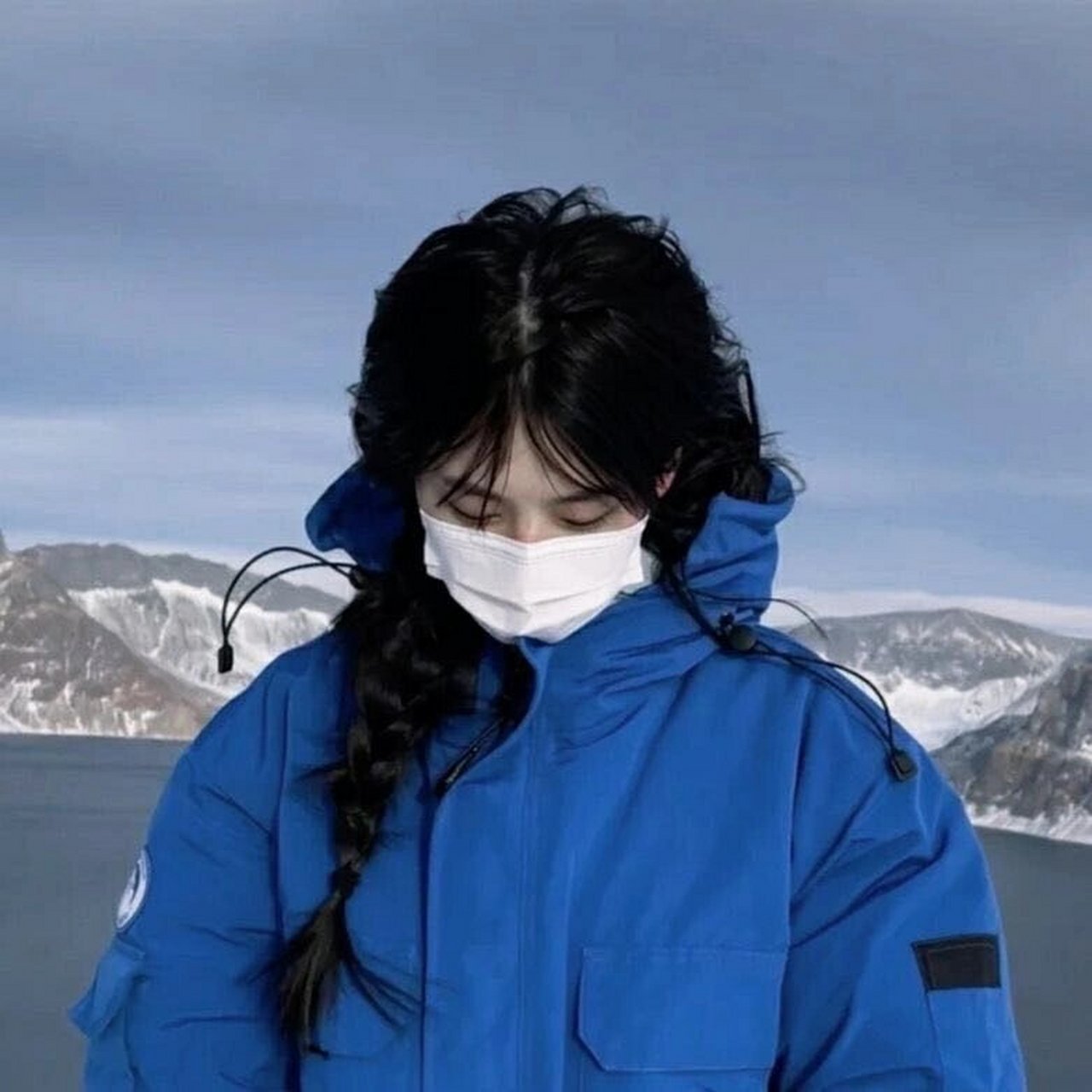 蓝色系女生头像  蓝色系女生头像