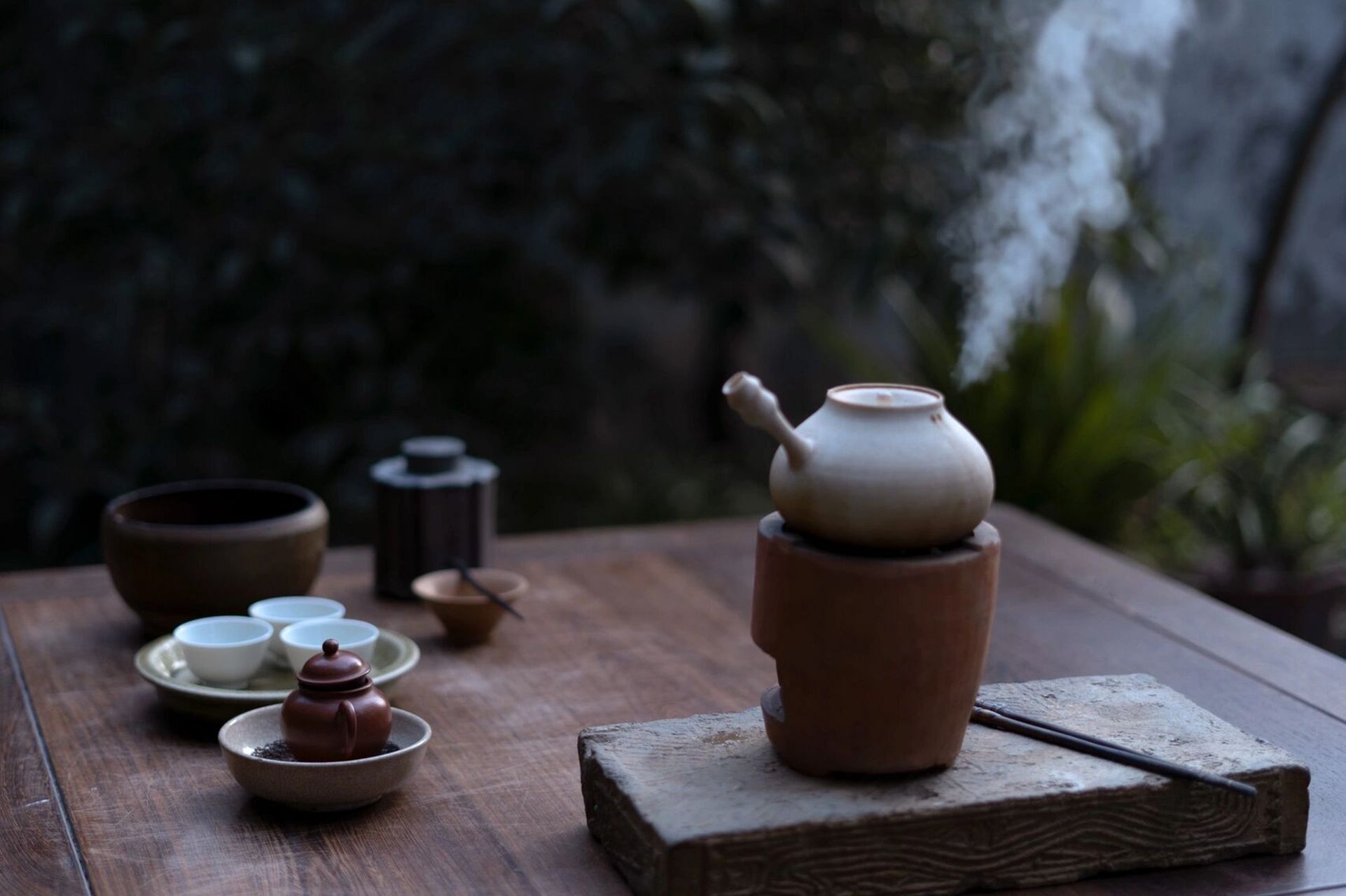 食茶人 丨原来潮州工夫茶这么有趣  一说到广东人喝茶,应该很多人都会