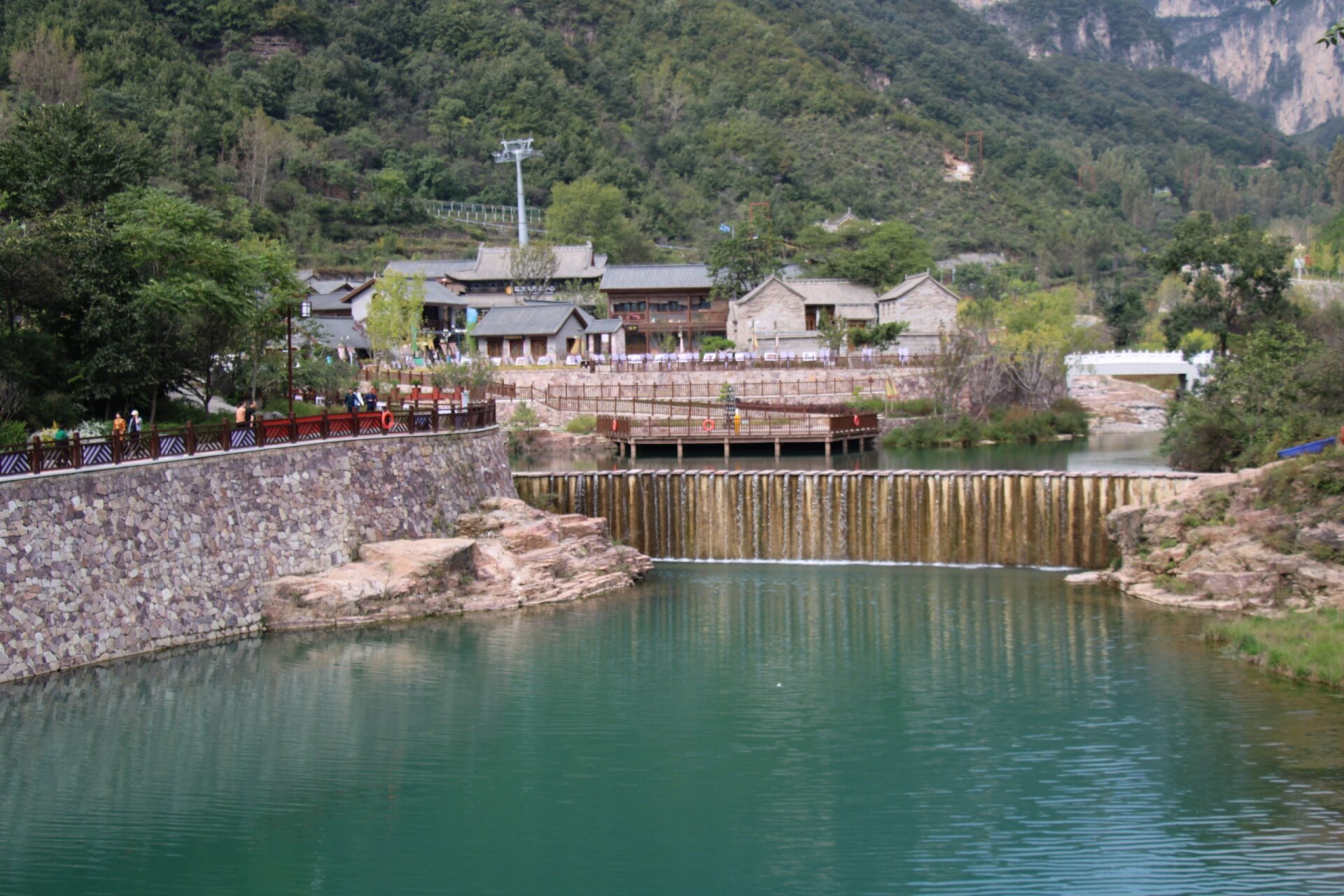 王莽岭避坑小贴士 王莽岭门票成人110元/人,6周岁(含)以上的儿童半价.