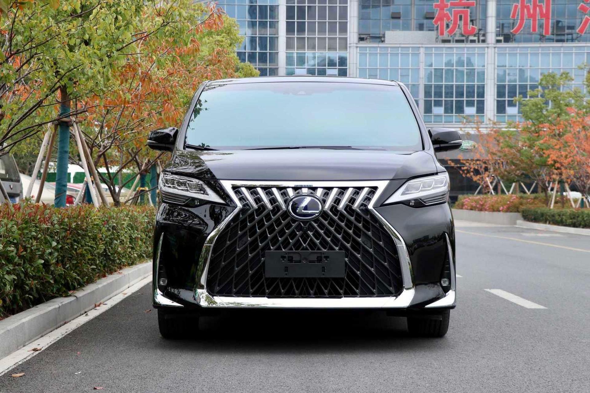 雷尔法.雷克萨斯lm 300h 四座御世版,20上牌