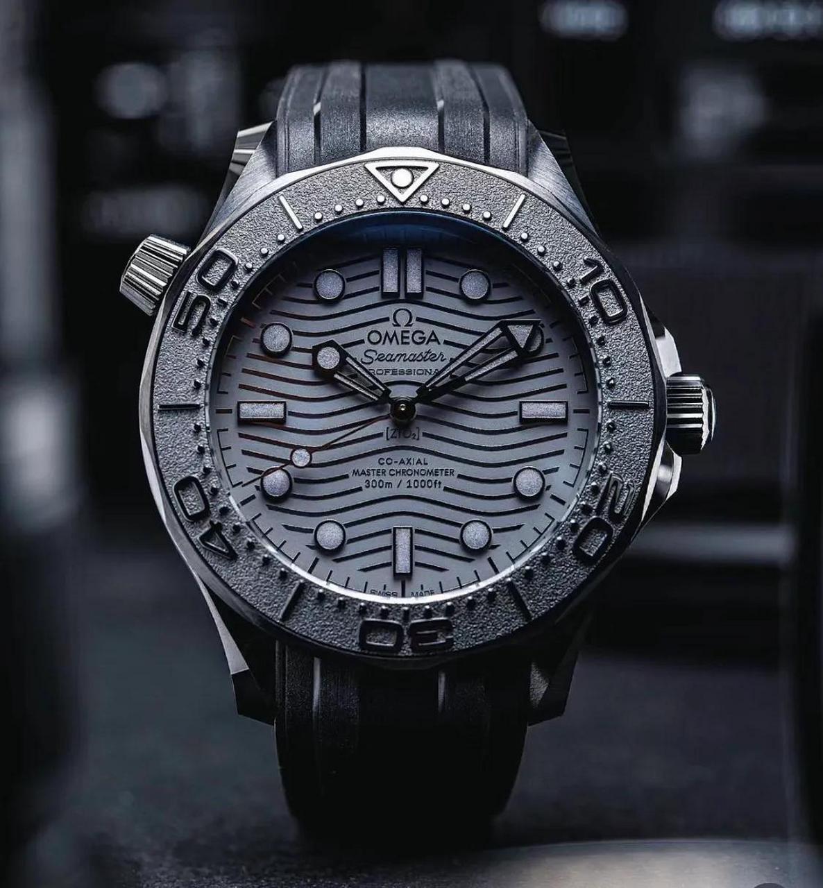 0mega 欧米茄 暗黑陶瓷海马300 seamaster diver 300m black black的