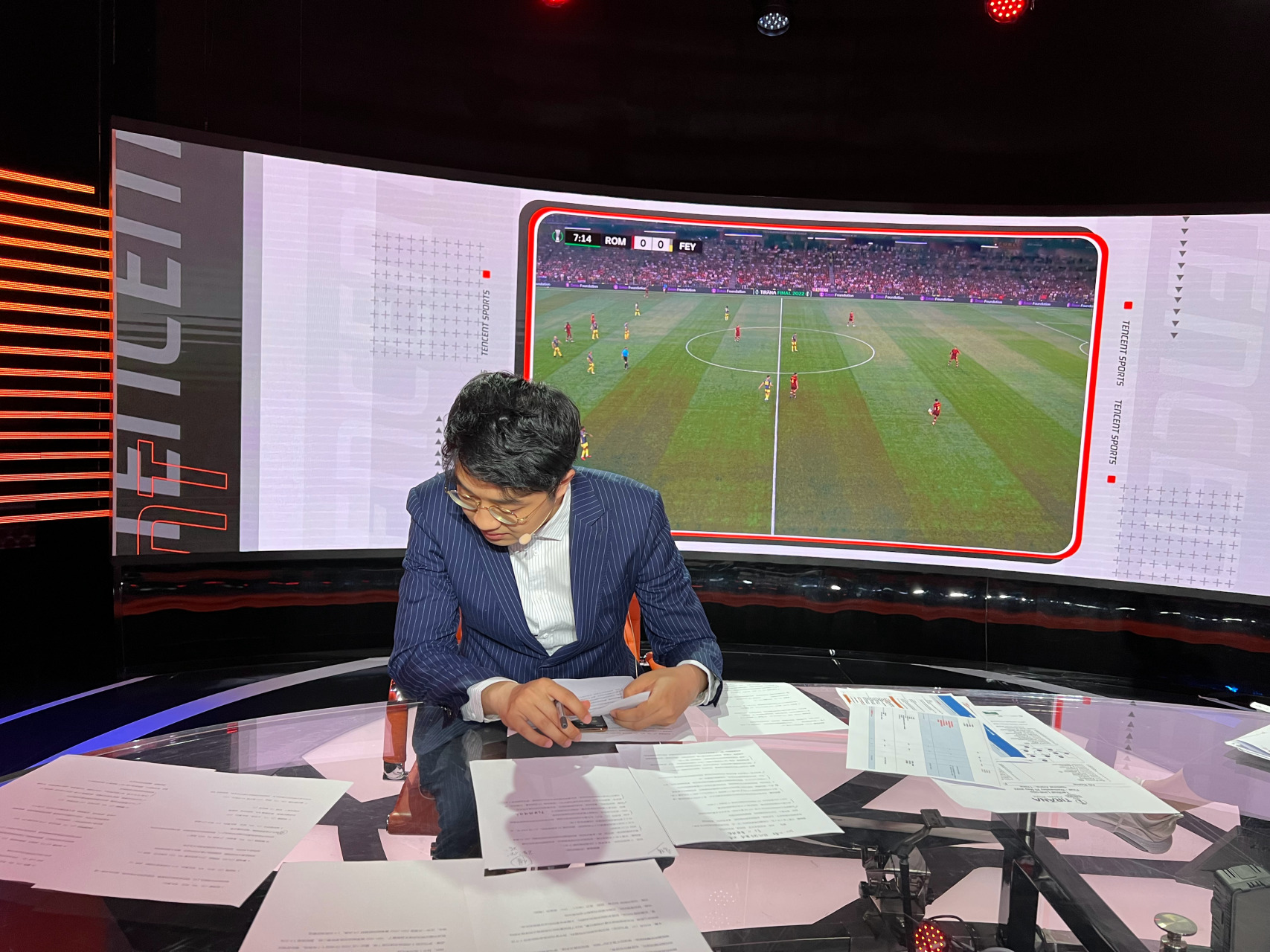 本周雨轩在腾讯的解说安排:  欧战 10.