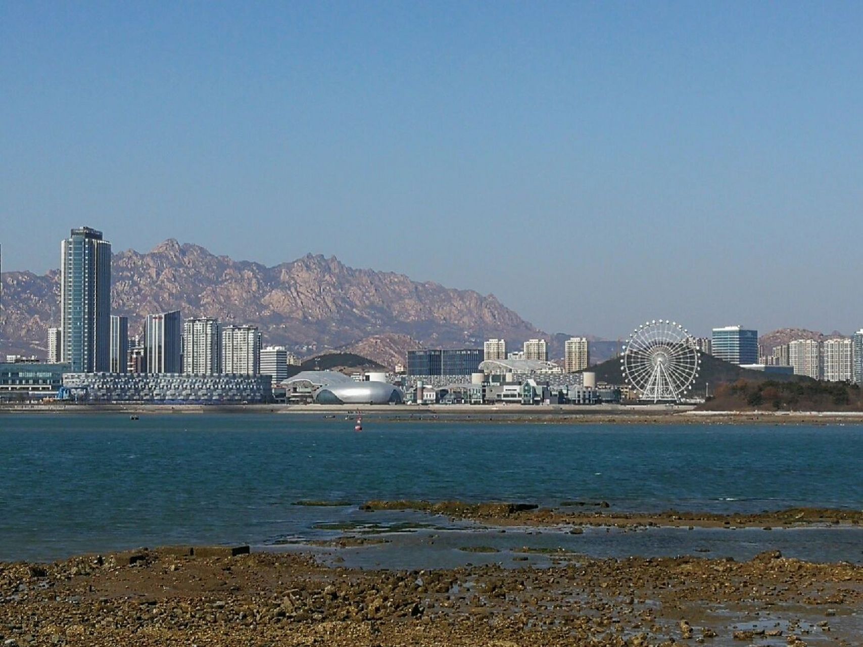 唐岛湾上流汇(公共艺术园)往东—西海岸美术馆段:从青岛市市区出发