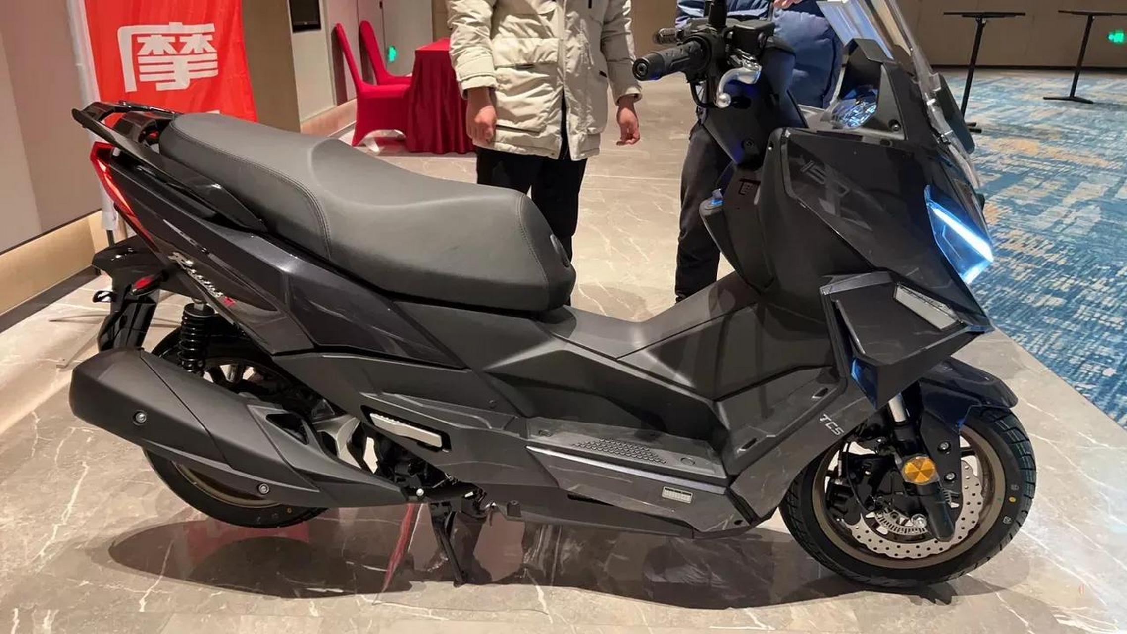 光阳h150,水冷四气门引擎,光阳品牌.