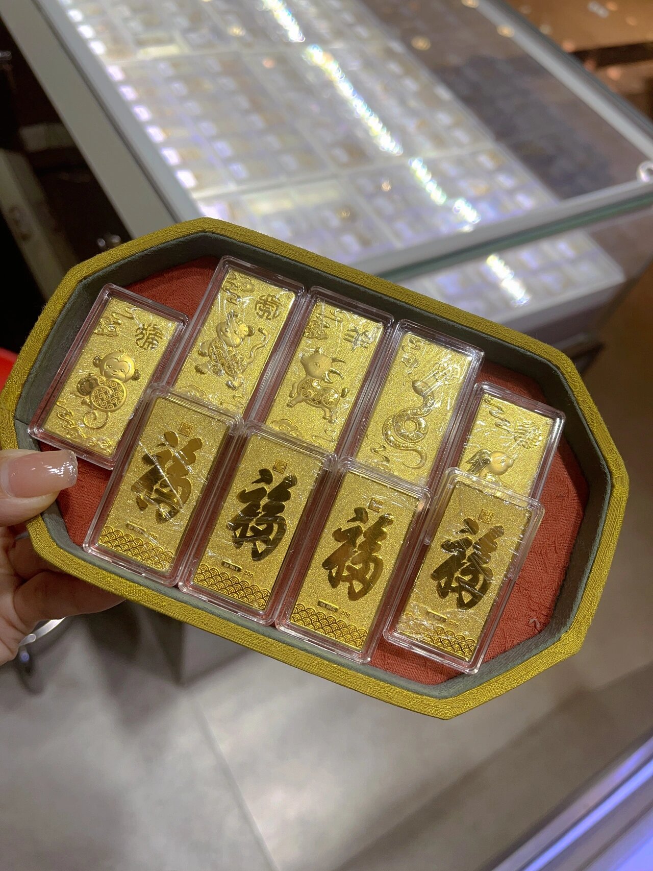 客订12生肖金条一个20克 这是补单!太好看了,很有收藏价值哦!