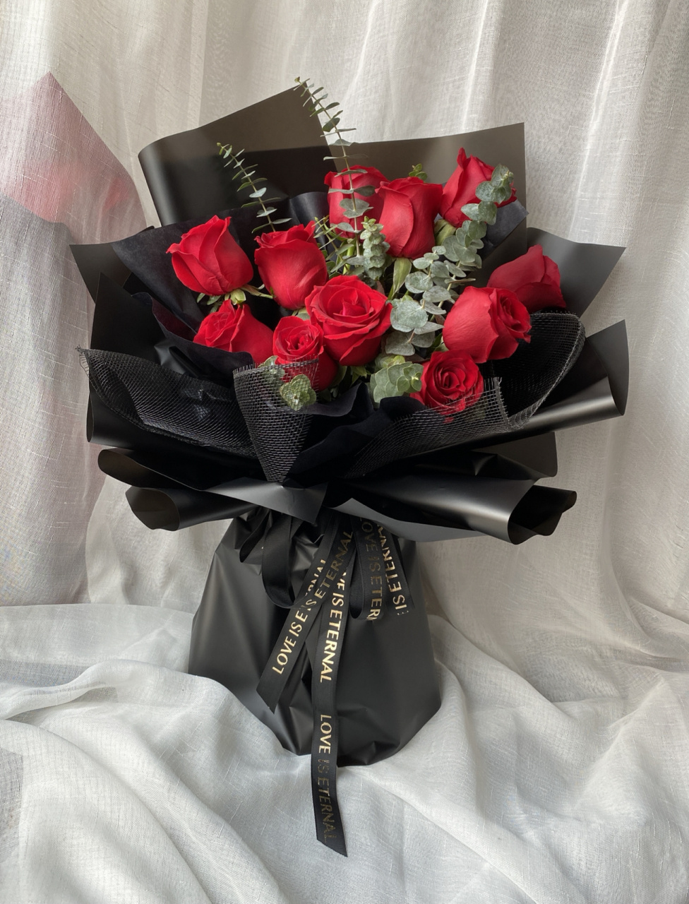情人节经典11朵红玫瑰花束 红玫瑰- 是心口的朱砂痣 情人节永不缺席