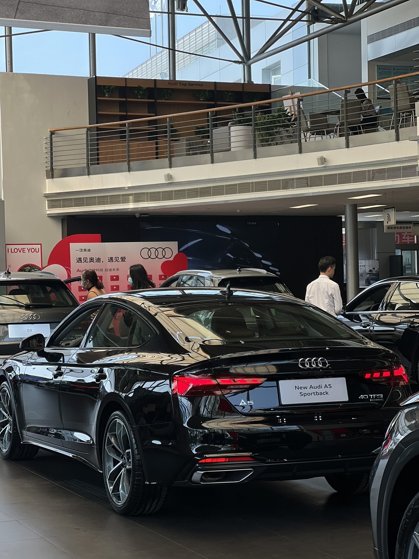 黑武士奥迪a5 黑色奥迪就是帅