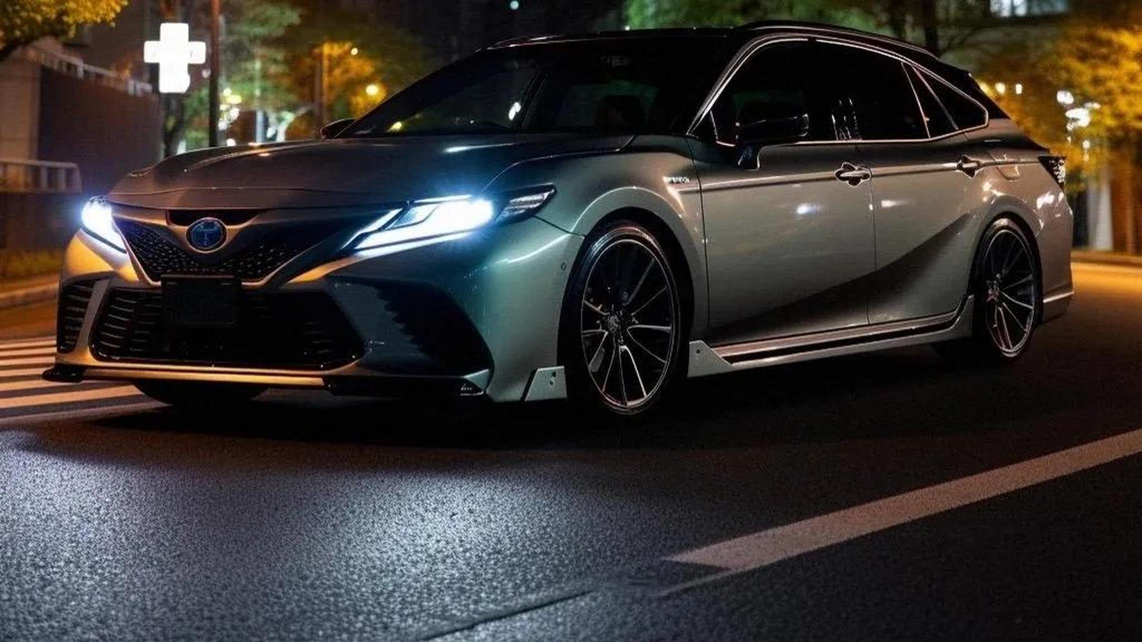 全新丰田凯美瑞旅行车预览图!这是把塞纳压扁了的凯美瑞吗?