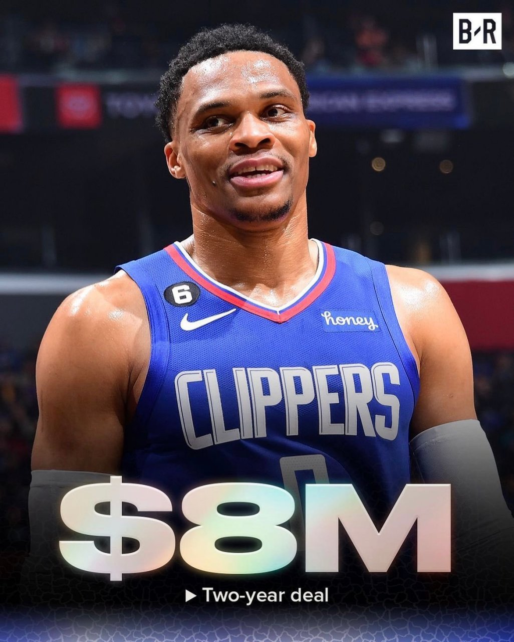 【#威少创nba降薪纪录#】  90威少以2年780万美元回归快船.