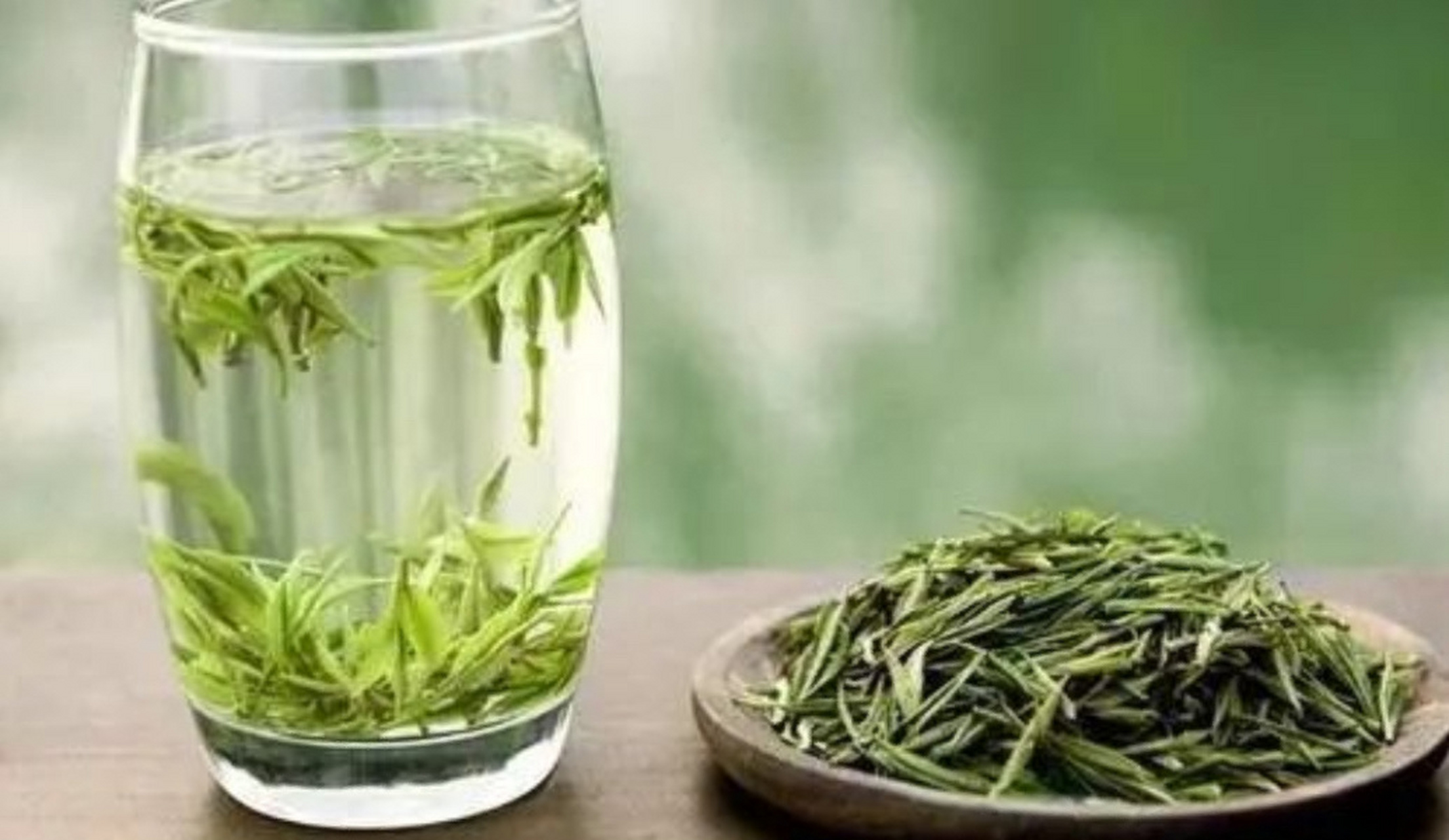 信阳毛尖茶汤浑浊好还是清澈好?