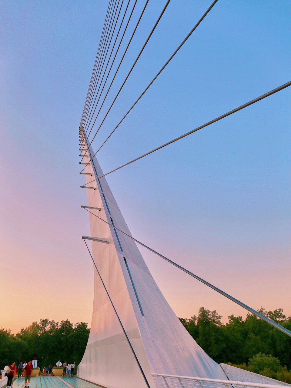 湾区周边游-redding sundial bridge日晷桥 7/3/2021 独立日的redding