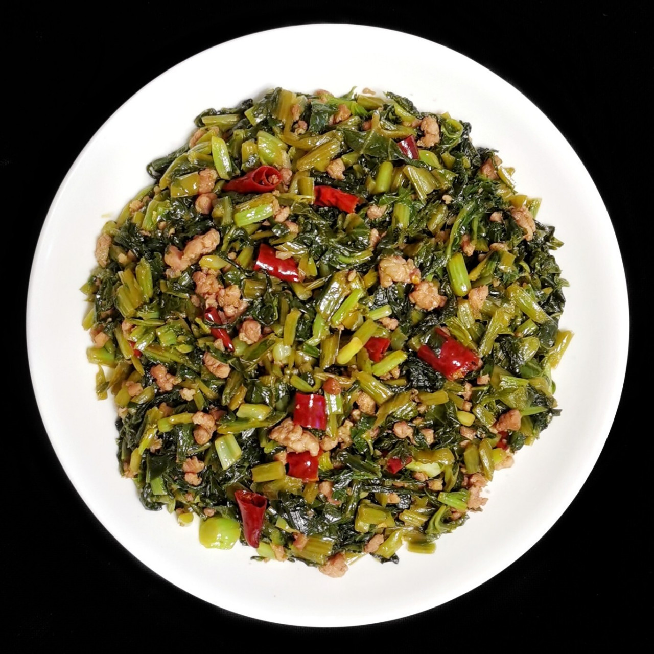 肉末炒雪里红 肉末炒雪里红: 1,腌好的雪里红用