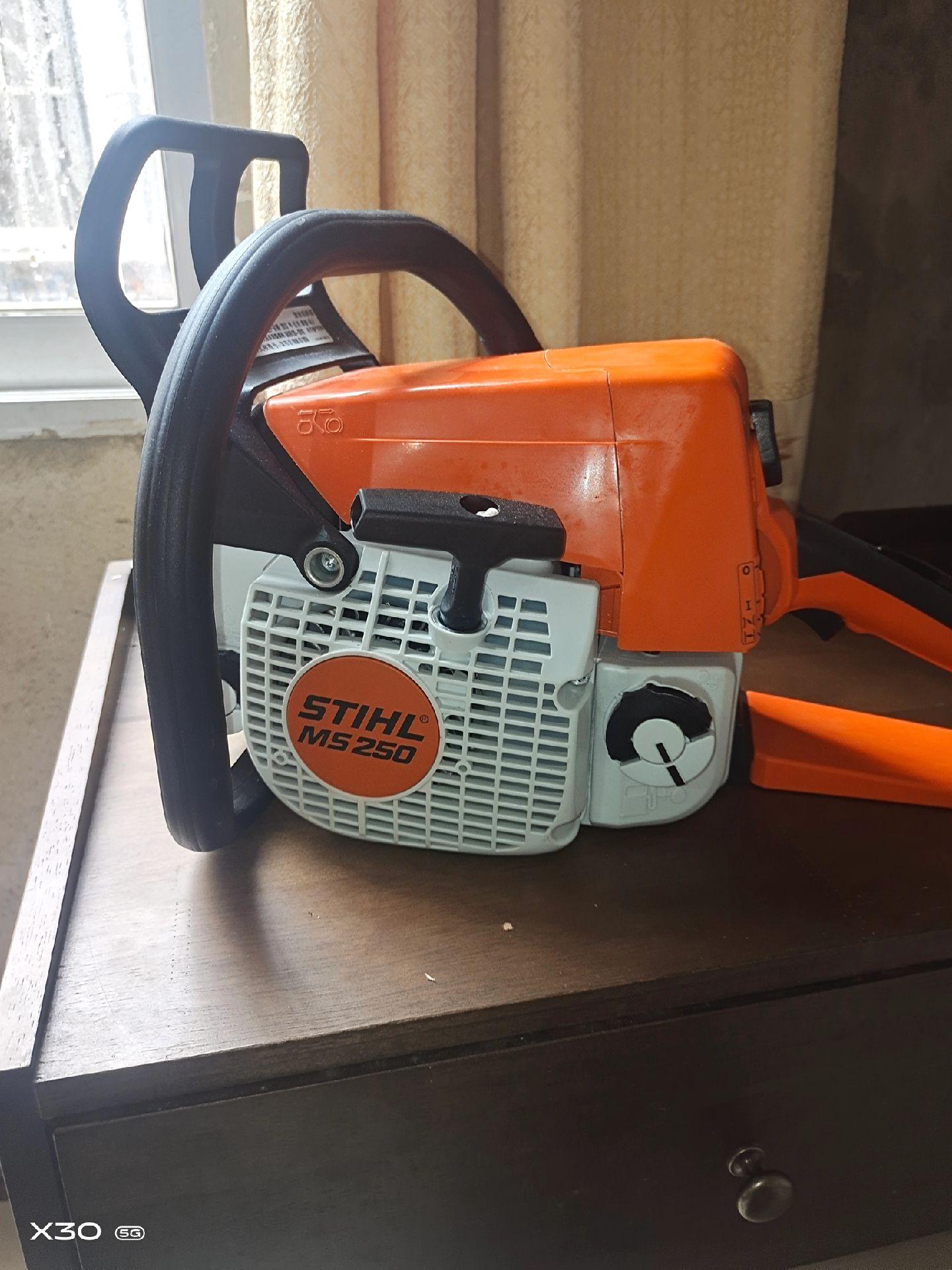 斯蒂尔250油锯 到货一台,全新末加油,整机原装进口13年扎马小黄帽