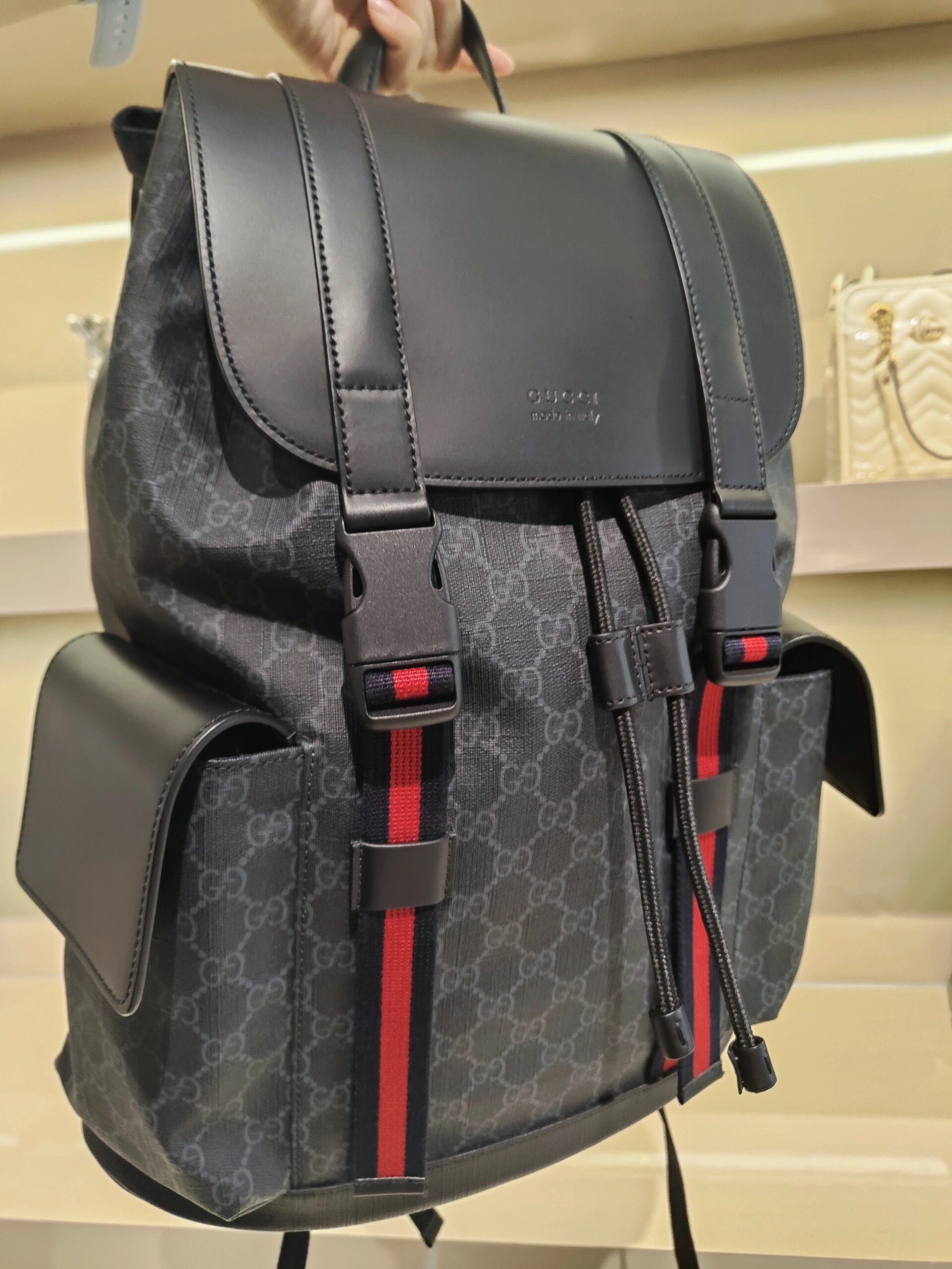 男士gucci双肩包