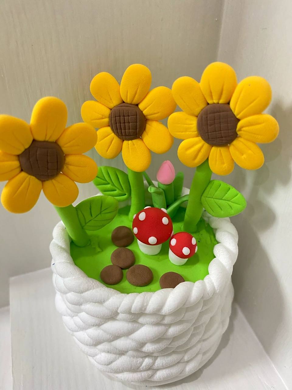 摆件9797黏土作品 向日葵小摆件97 花盆里还有两朵蘑菇9696