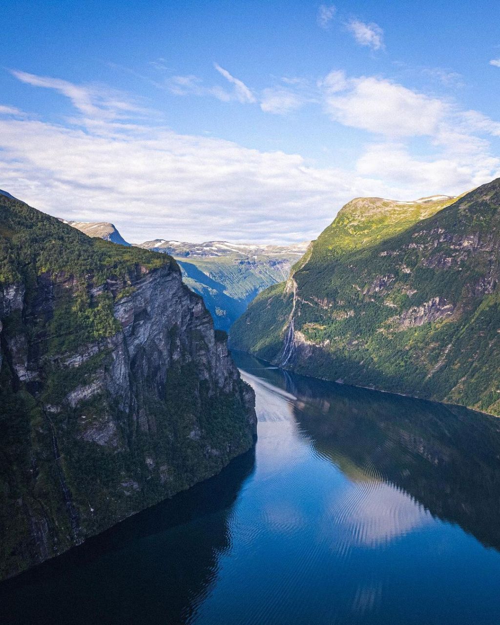 挪威 | 遗世独立的盖朗厄尔峡湾 相比其他挪威峡湾风光,盖朗厄尔峡湾
