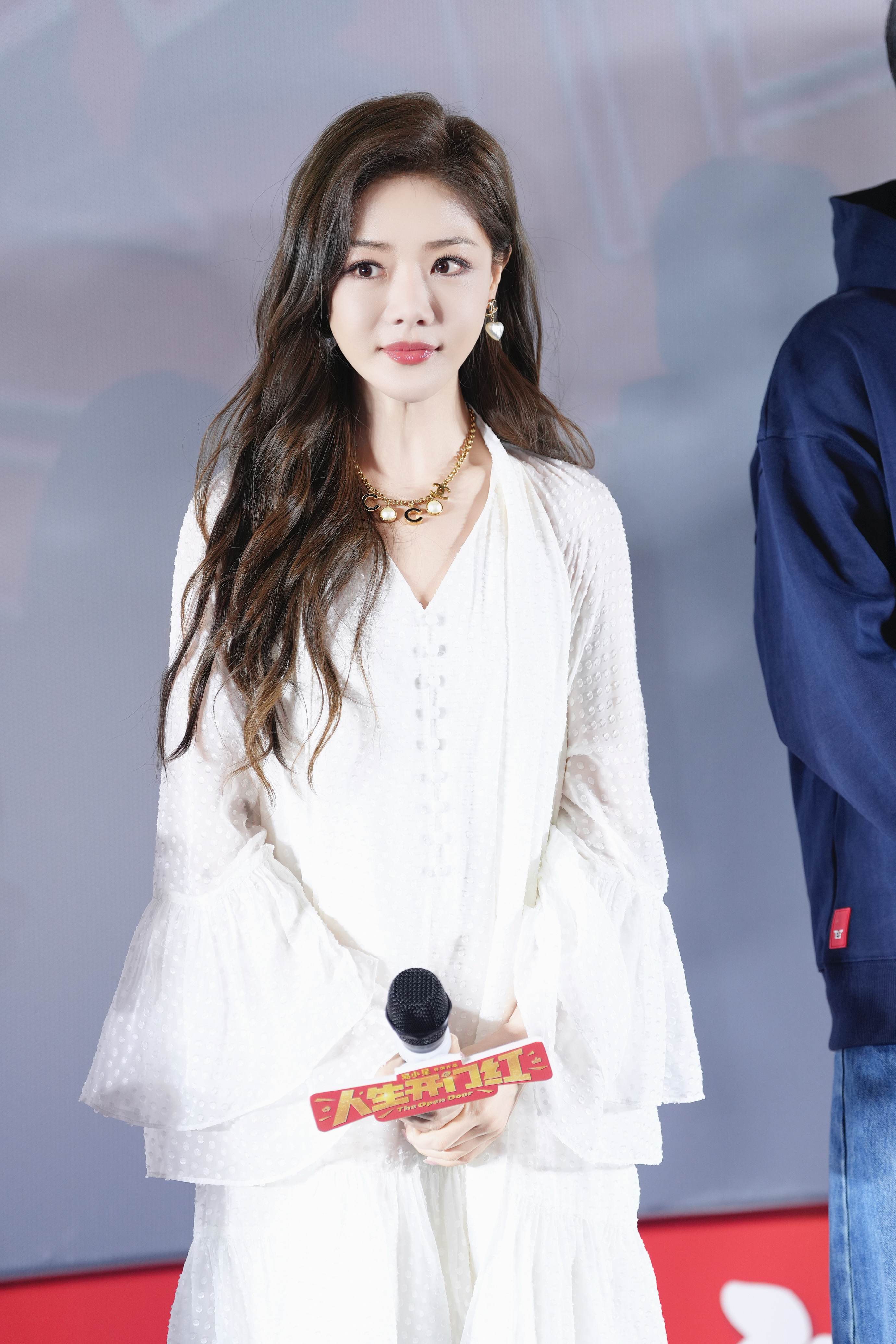 电影人生开门红# 今天是一会儿仙气飘飘落落大方,一会