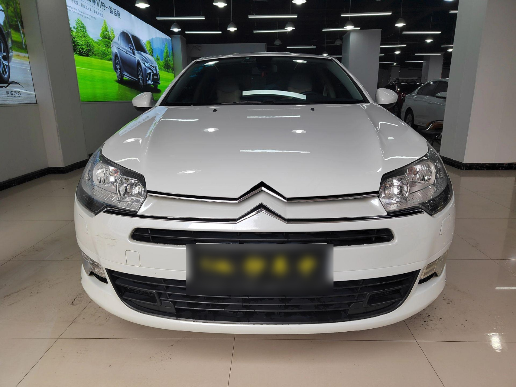 88.发变完美  2010款雪铁龙c5 2.3l尊雅型 排量2.